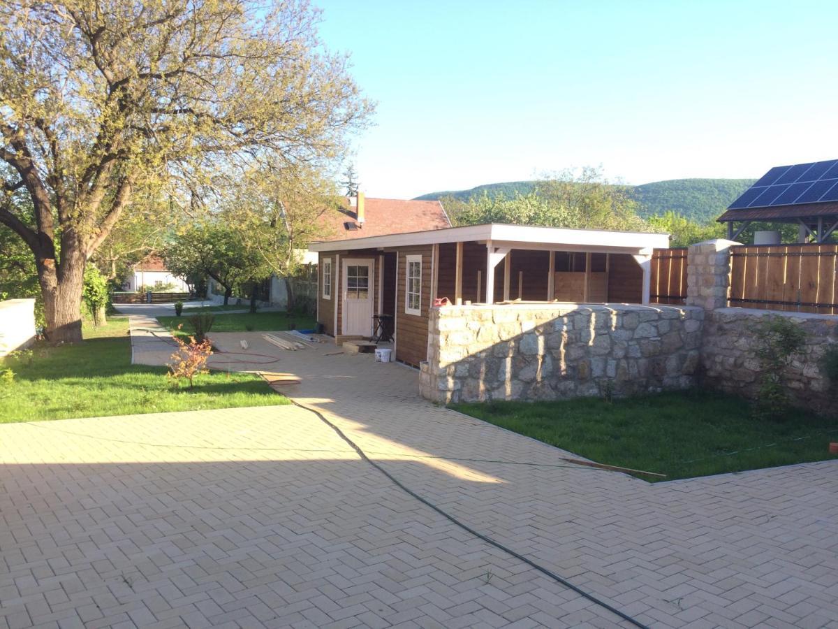 Preselo Pinceszet Es Vendeghaz Bed & Breakfast Erdobenye Exterior photo